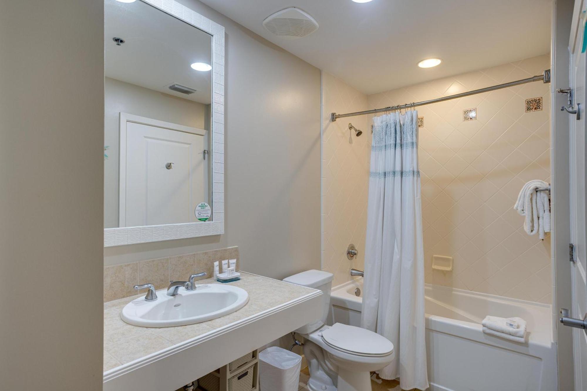 Holiday Home,1658793980:JPEG