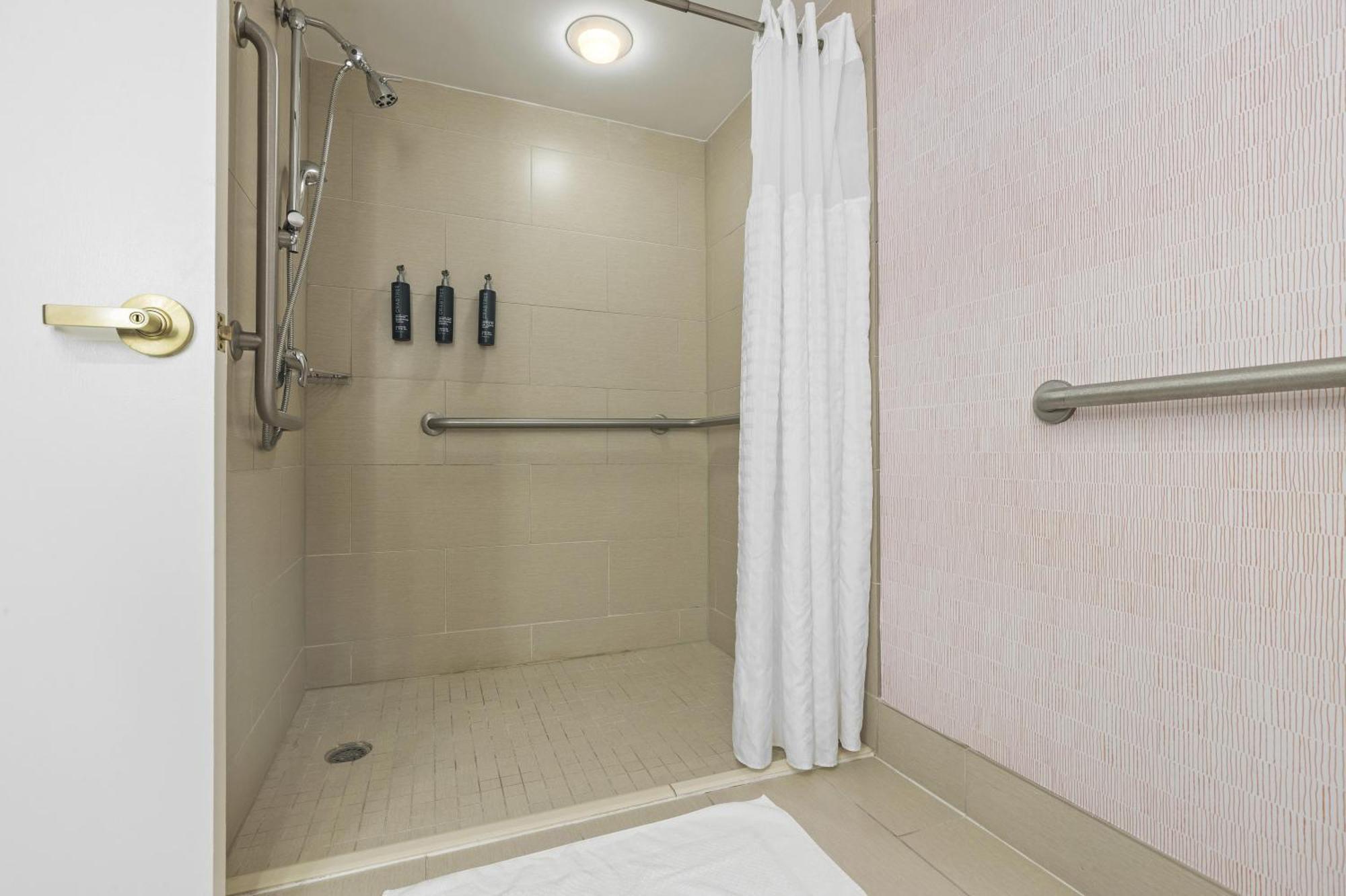 King Room with Roll-In Shower - Mobility and Hearing Access