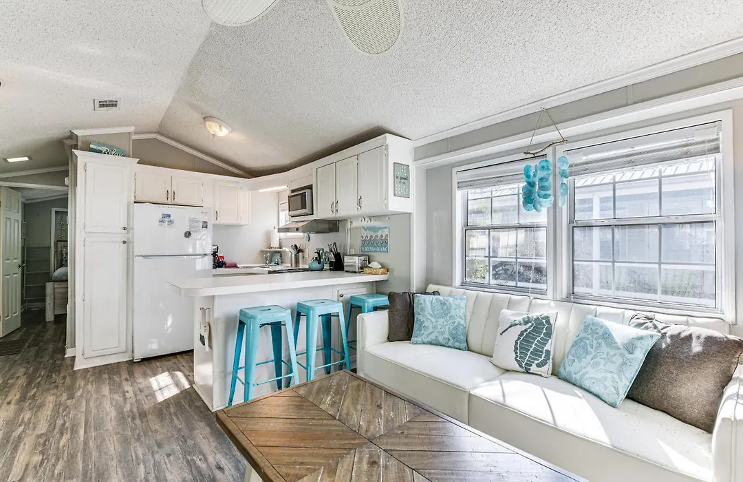 2.5 Blocks To Beach! 'Miramar Tropical Cabana'-1