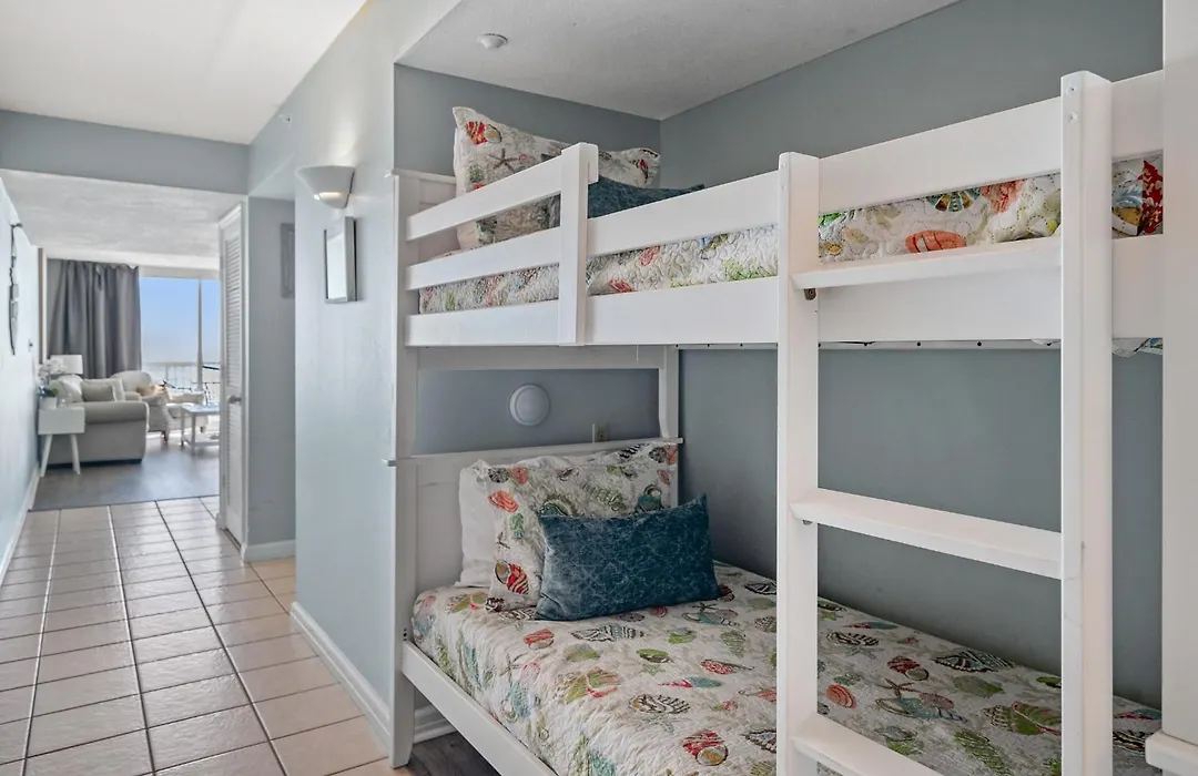 Just Updated - Beachfront Ocean View, 19Th Floor-1