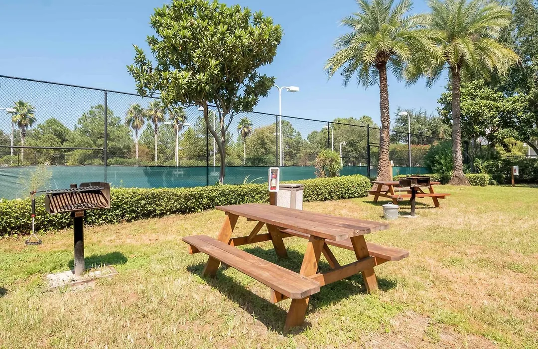 Sunrise Surprise 9Th Floor 2Br 2 Ba King Suite Beach Shuttle, Heated Pool!-1