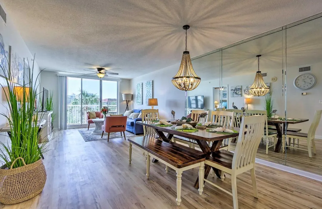 Snowbird'S Retreat: Walkable Destin Condo W/ View!-1