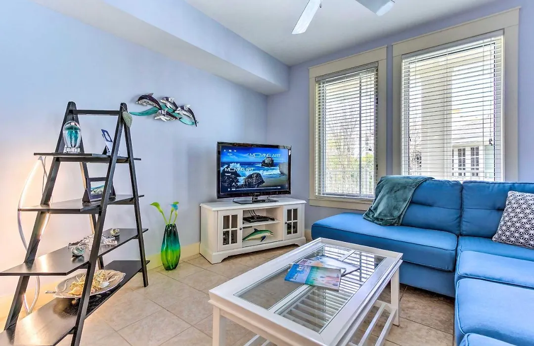 Top-Floor Condo In Sandestins Baytowne Village!-1