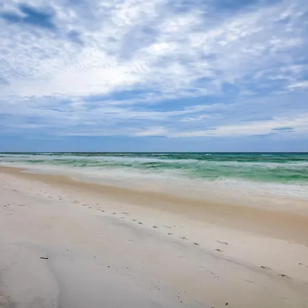 Destin Townhome W/ Balcony - Walk To The Beach!-3