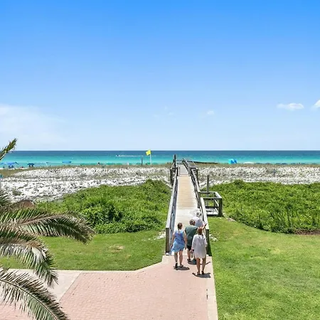 Destin On The Gulf 205 - Updated Gulf Front Property With Free Beach Service-2