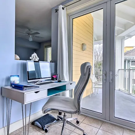 Top-Floor Condo In Sandestins Baytowne Village!-3